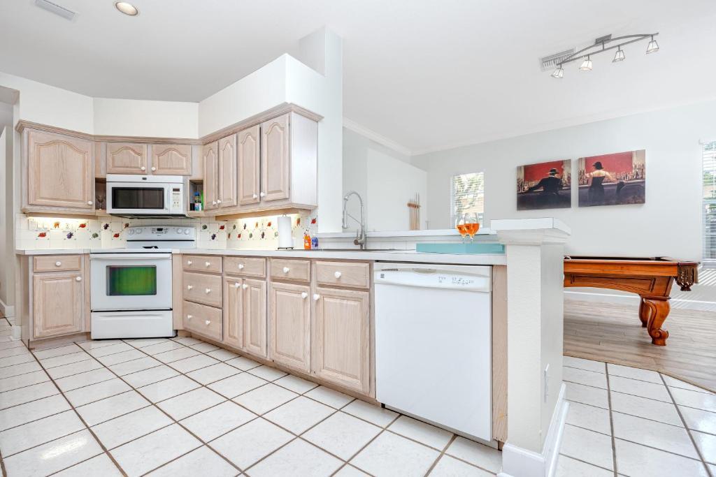 Palm Harbor Paradise - Lovely Home With Pool & Hot Tub Eksteriør bilde