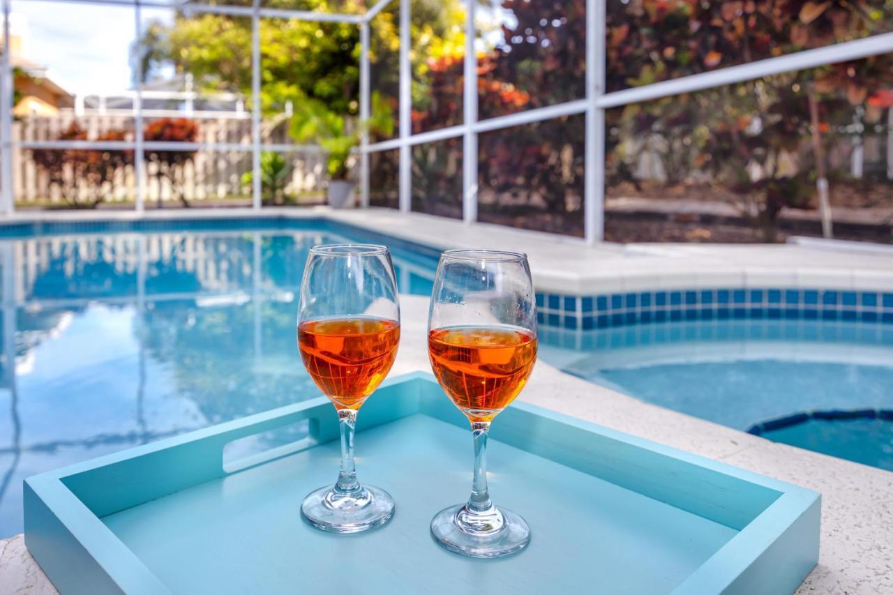 Palm Harbor Paradise - Lovely Home With Pool & Hot Tub Eksteriør bilde